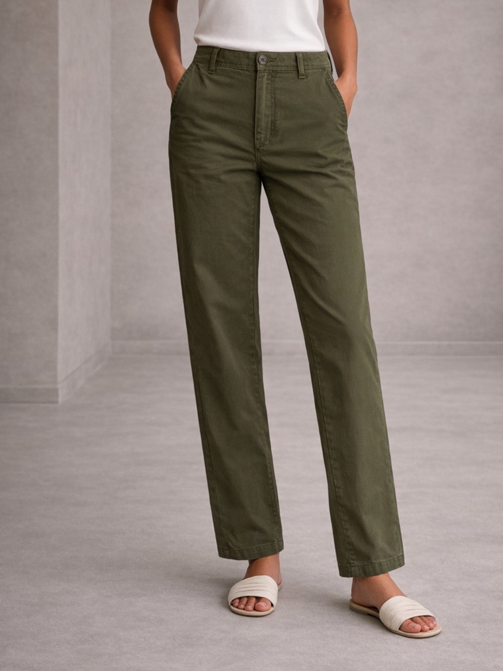 Banana Republic High-Rise Chino Pants in Olive